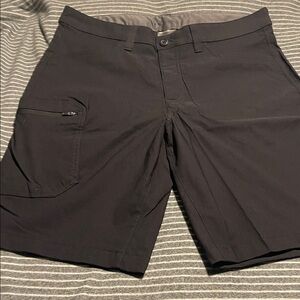 Eddie Bauer Men's Black Cargo Shorts